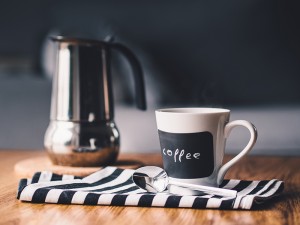 コーヒー中毒はシミが少ない！？コーヒーの驚きの効果とは…
