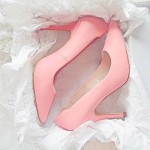 「スエードの靴が雨に塗れた！！」ピンチ時の正しいお手入れ法とは？