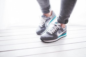 週末はスニーカーでカジュアルダウン！2016年「人気スニーカーランキング」発表