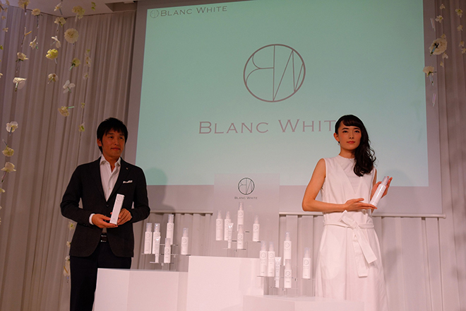 BLANC WHITE