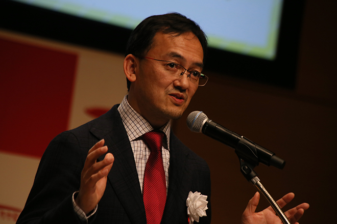 藤井編集長