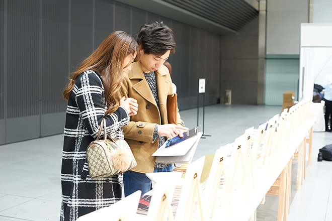 結婚式場パンフレットが豊富!