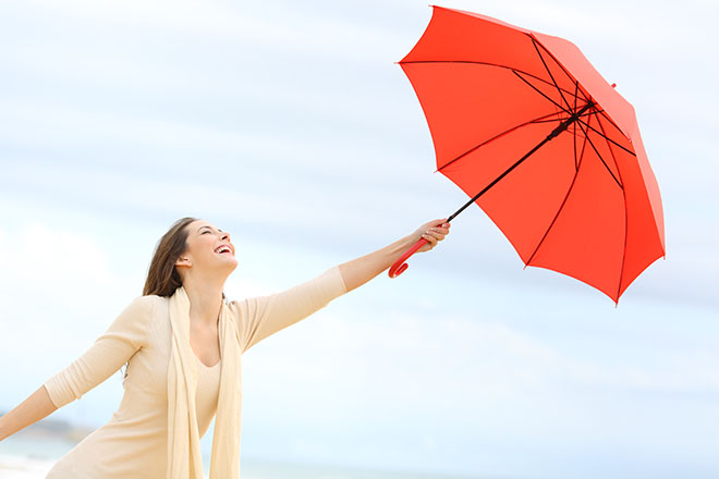 梅雨時のオフィスライフを快適にするアイテム