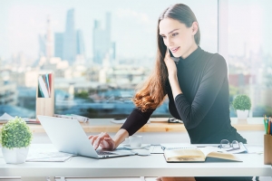 いい女ほど仕事ができる？女性の魅力と仕事の相関関係