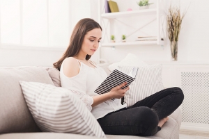 読みやすい！でもタメになる！働き女子にオススメの名著3冊