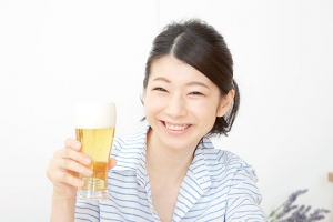 遠まわしの「ゴチになります」！働き女子必見の”上手なオゴられフレーズ”