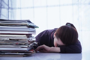 出社から退勤までずっと真っ黒！？とあるブラック企業の一日。