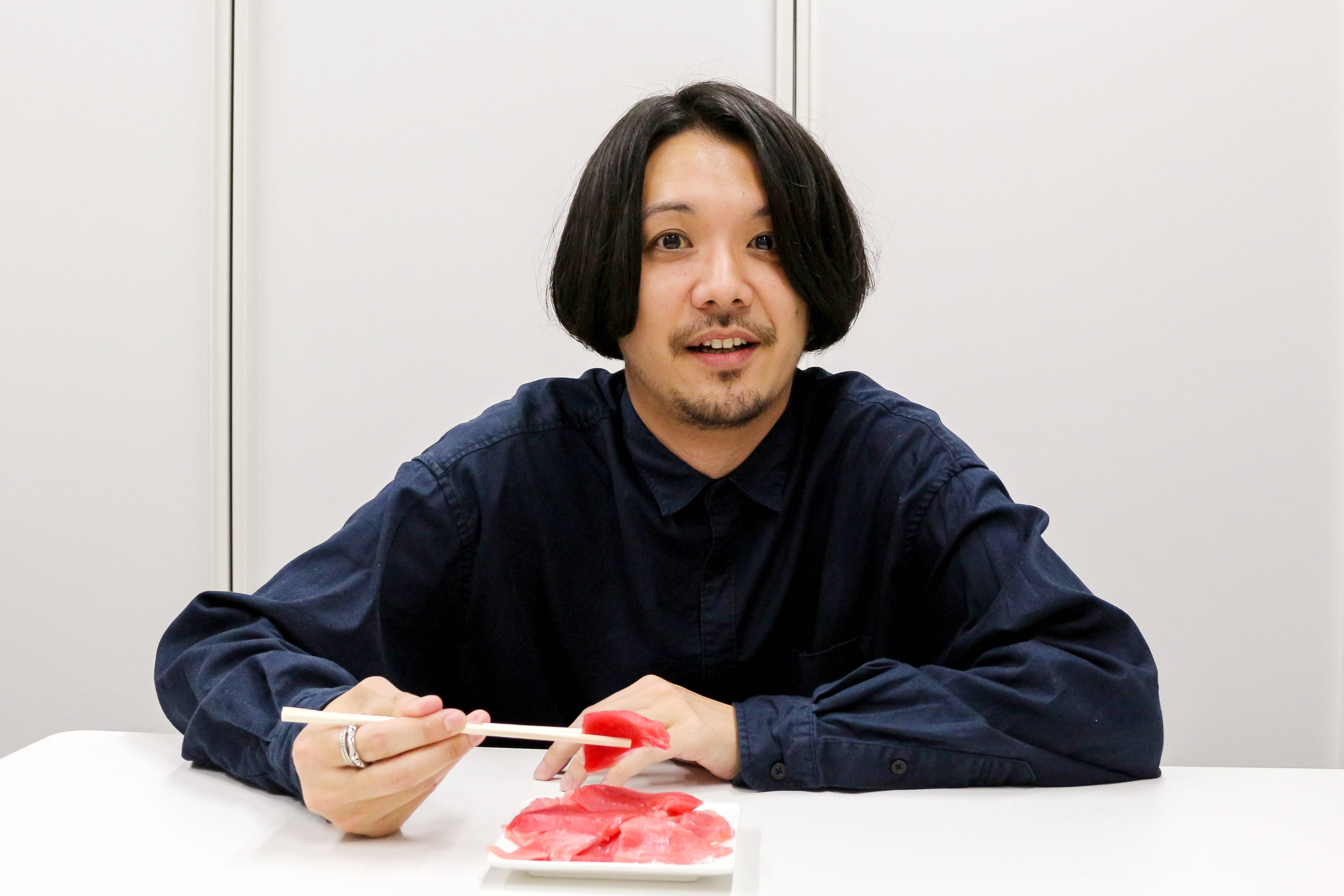 食べる手が止まった内藤