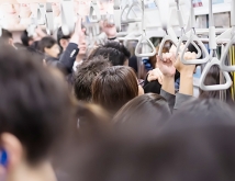 【年間平均480時間！】あなたの通勤時間は長い！？短い！？
