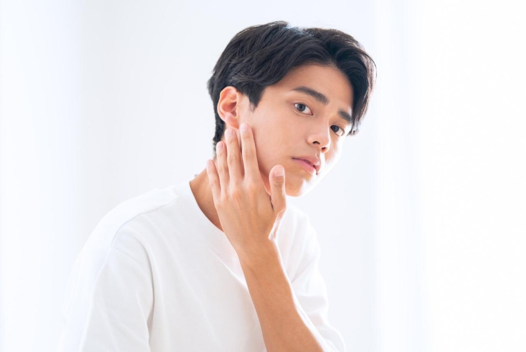 ヒゲ脱毛にかかる値段は?相場や施術回数の目安、安く施術を受けるコツをご紹介