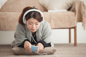 通勤のお供におすすめ！愛しさに溢れる、とっておきの胸キュンソング9選