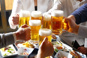 これが新卒のホンネ！？ぶっちゃけ会社飲み会ってどう思われてるの？