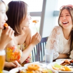 友達へ依存しすぎは禁物！傷をなめあうアラサー女に飛び蹴り！