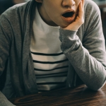 ちょっとの眠気が命取りに！？怖い「睡眠負債」の影響と対策
